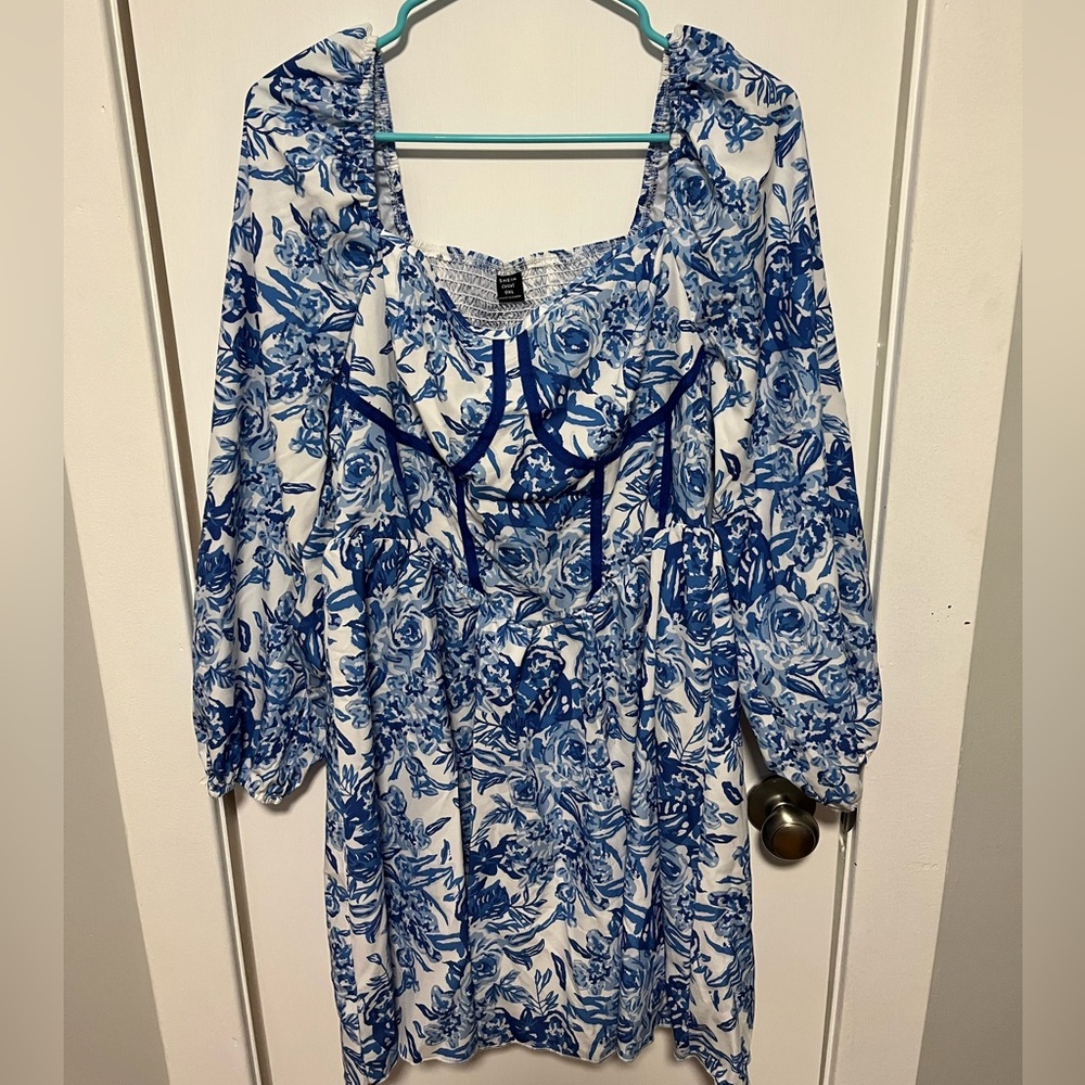 BRAND NEW: SHEIN MOD floral pattern lantern sleeve dress